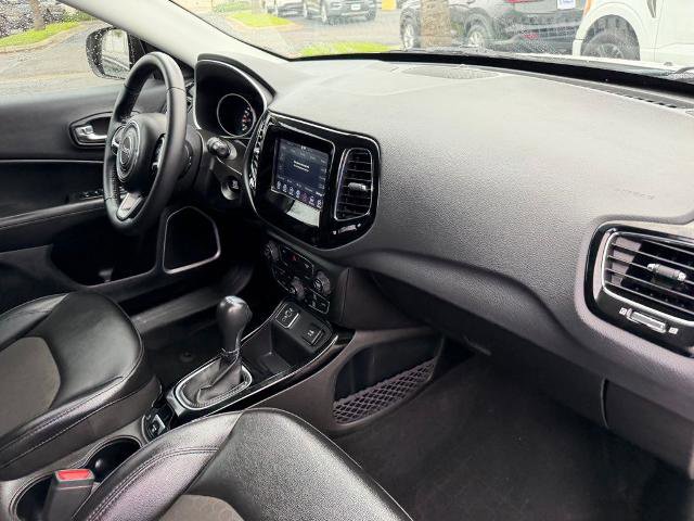 Used 2020 Jeep Compass Latitude FWD image 23