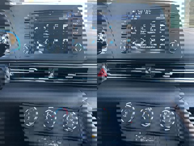 New 2026 Hyundai Elantra SE image 9