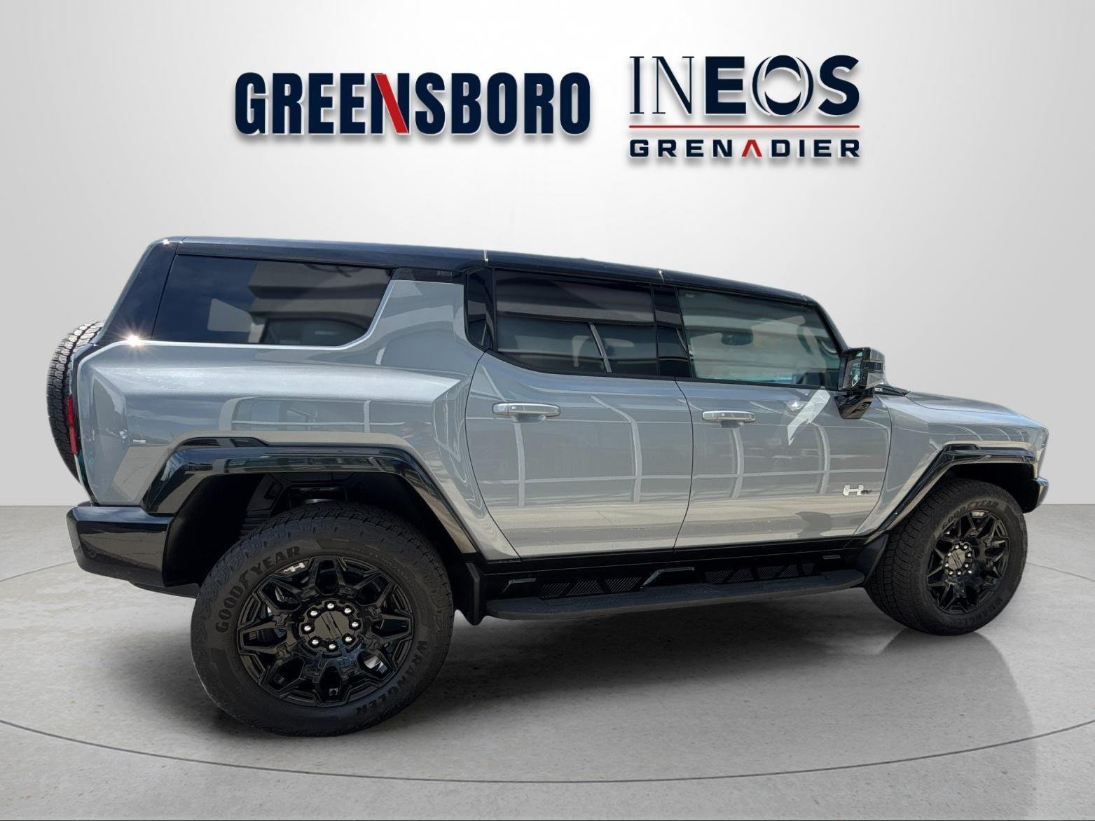 Used 2025 GMC Hummer EV 2X AWD/4WD image 6