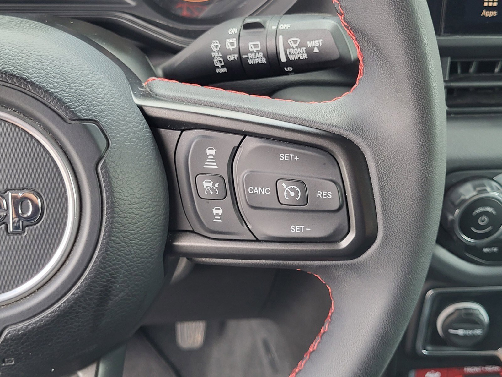 Used 2025 Jeep Wrangler Unlimited Rubicon image 29