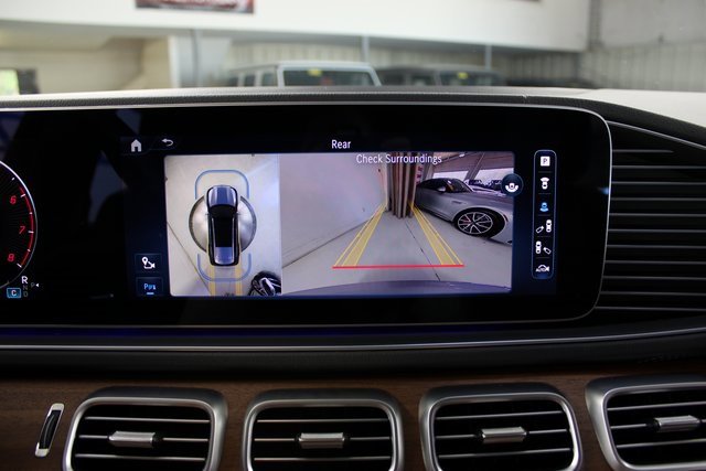 Used 2024 Mercedes-Benz GLS 450 4MATIC w/ AMG Line Exterior image 33
