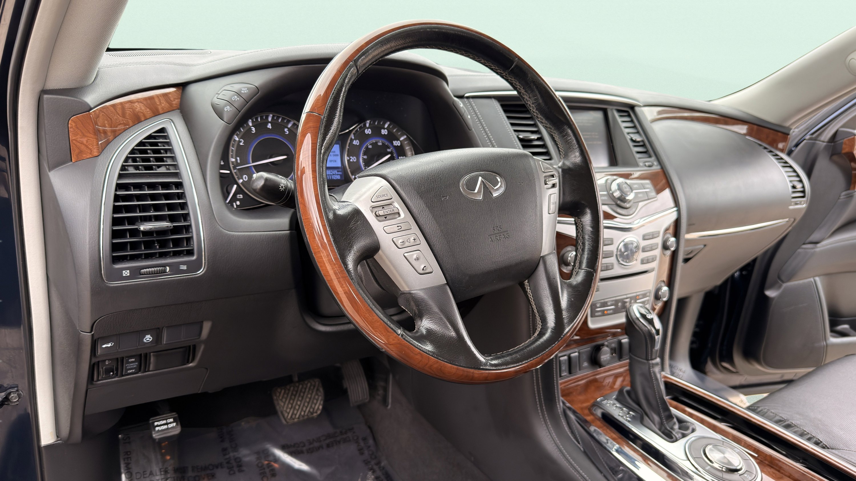 Used 2019 INFINITI QX80 Luxe RWD image 18