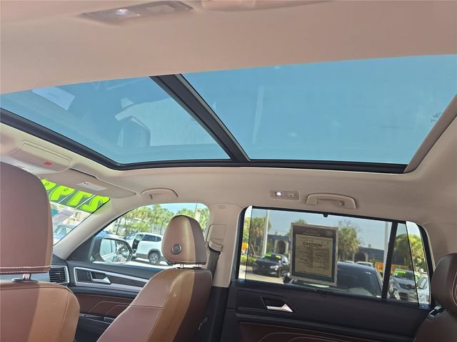 Used 2023 Volkswagen Atlas SE w/ Panoramic Sunroof Package FWD image 33