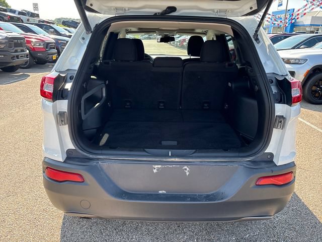 Used 2016 Jeep Cherokee 75th Anniversary AWD/4WD image 24