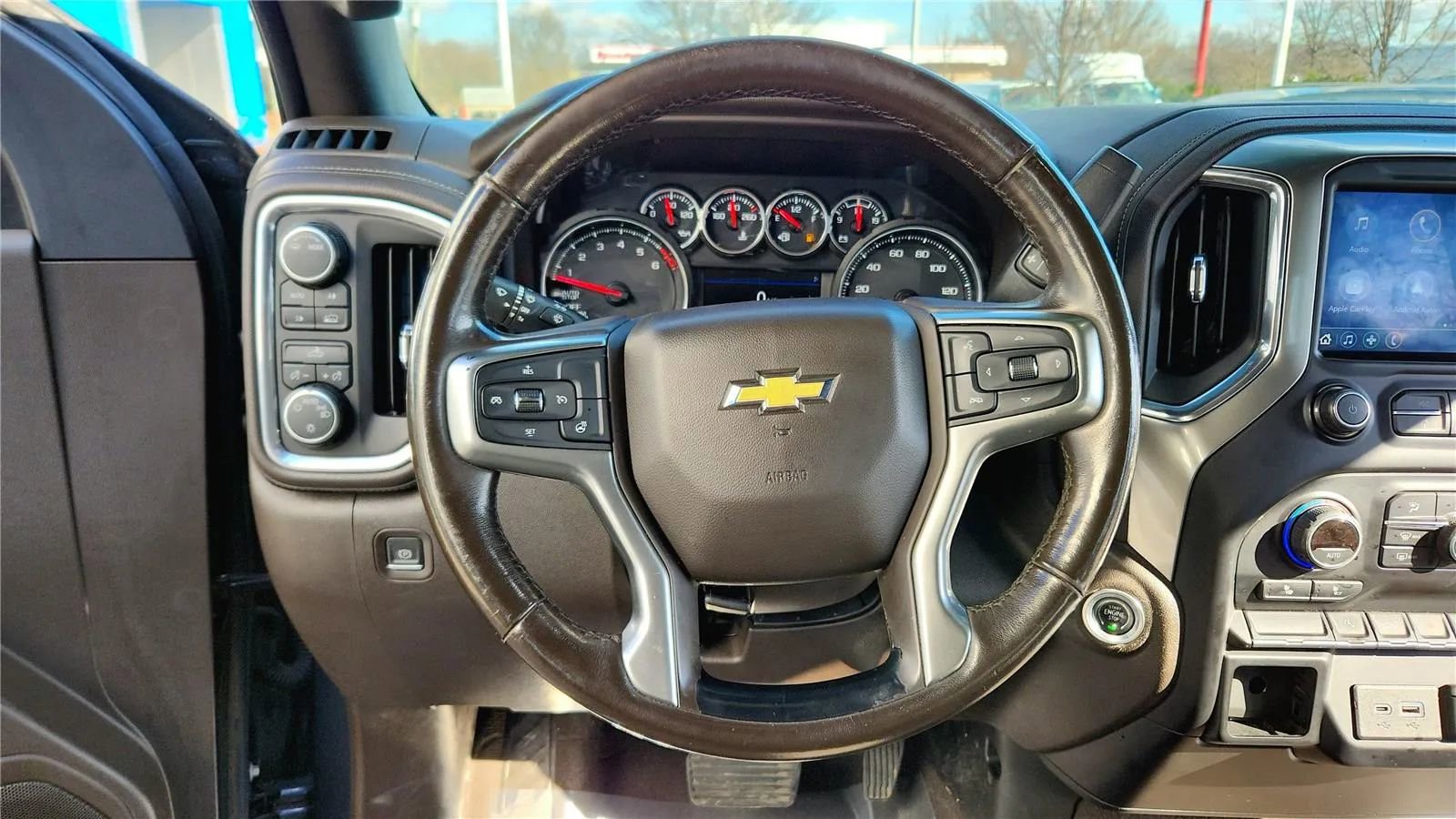 Used 2021 Chevrolet Silverado 1500 LT image 28