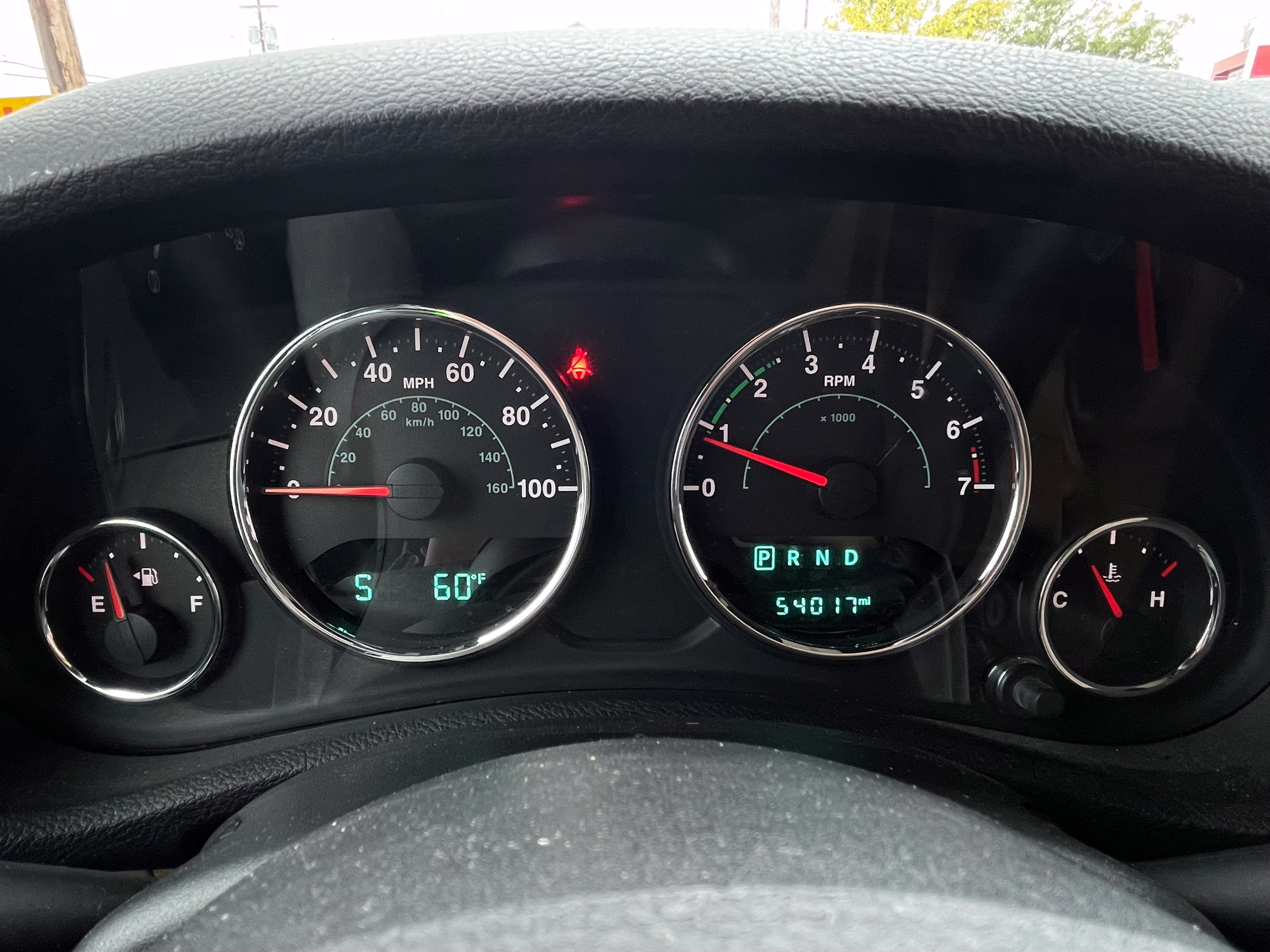 Used 2017 Jeep Wrangler Unlimited Sahara w/ Trailer Tow Group AWD/4WD image 11
