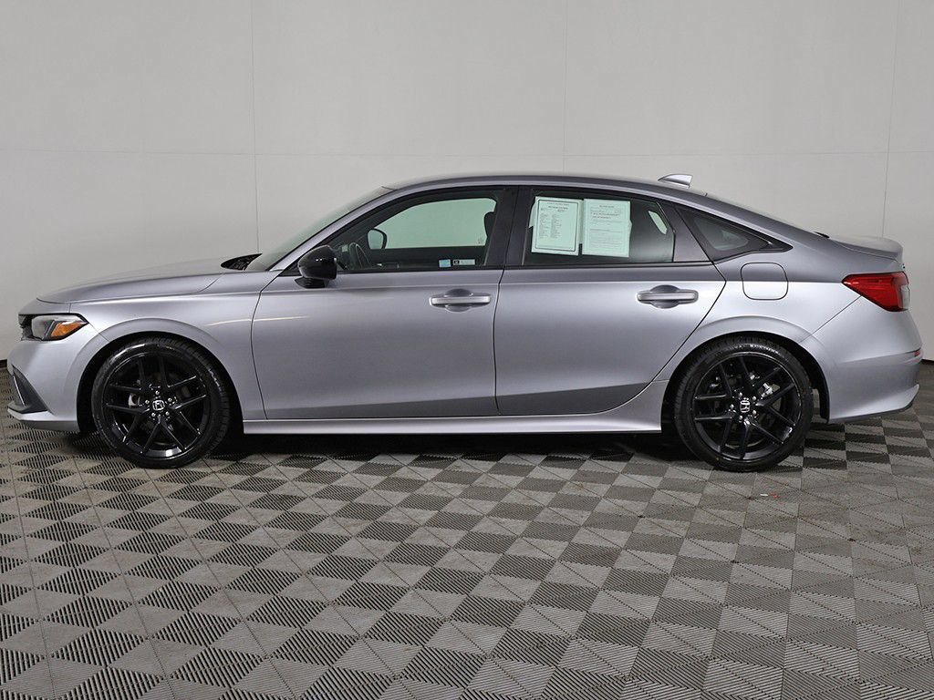 Used 2023 Honda Civic Sport image 14