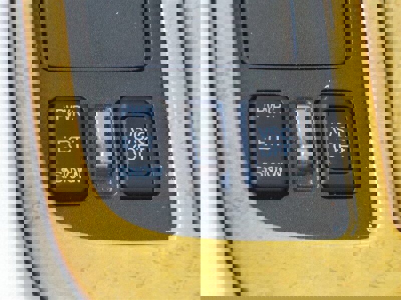 Used 2003 Lexus SC 430 Convertible image 29