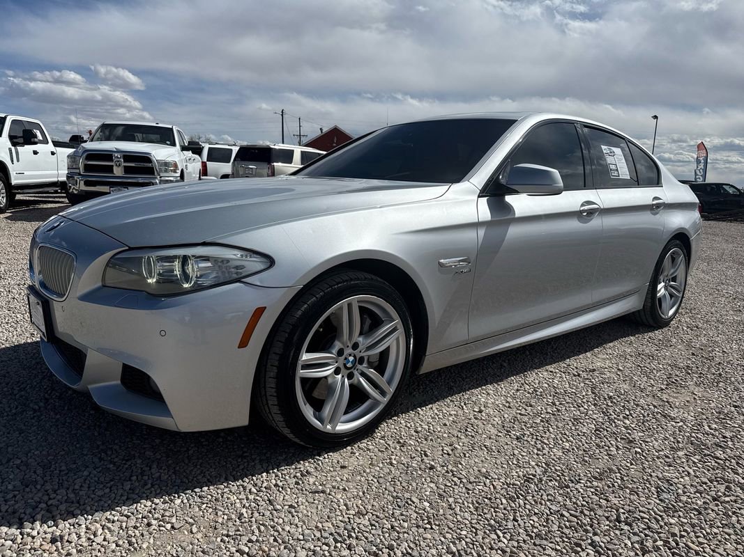 Used 2012 BMW 550i xDrive Sedan image 4
