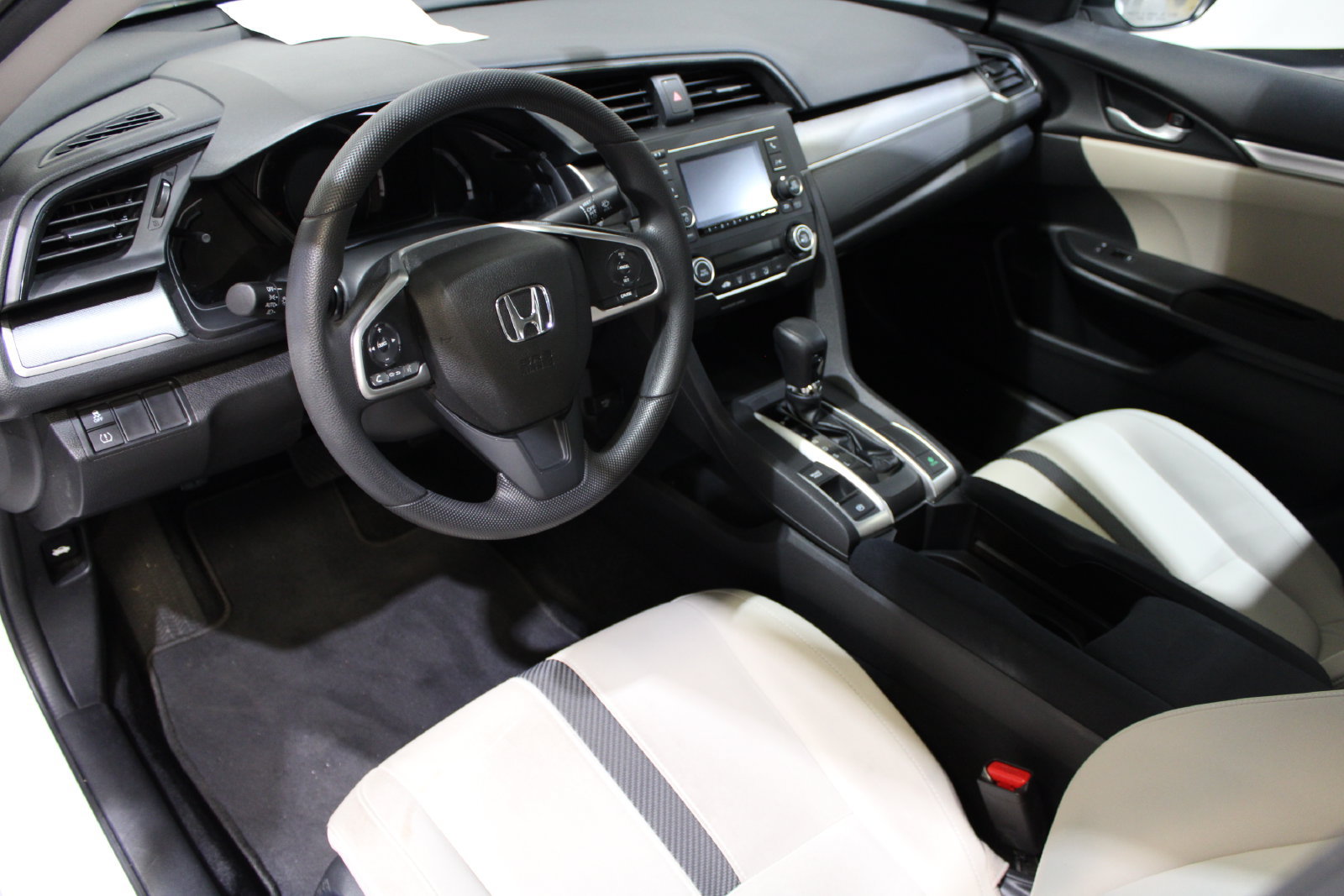Used 2018 Honda Civic LX image 24