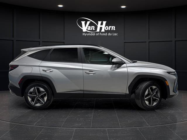 Used 2025 Hyundai Tucson SEL image 2