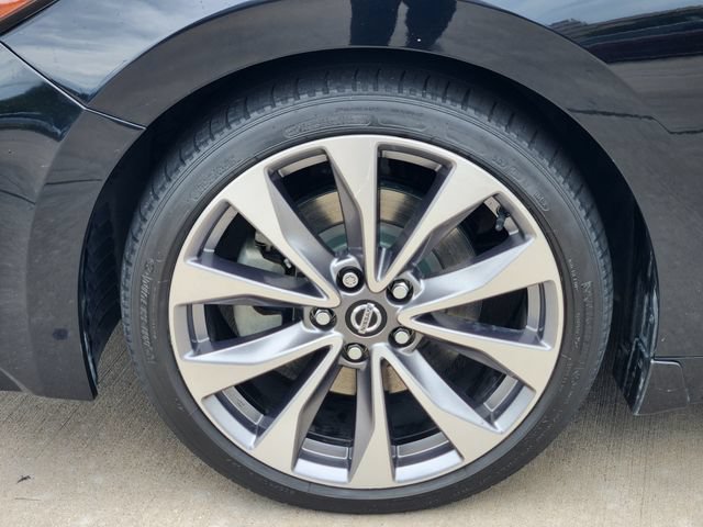 Used 2021 Nissan Maxima Platinum w/ Sport Mat Group FWD image 10