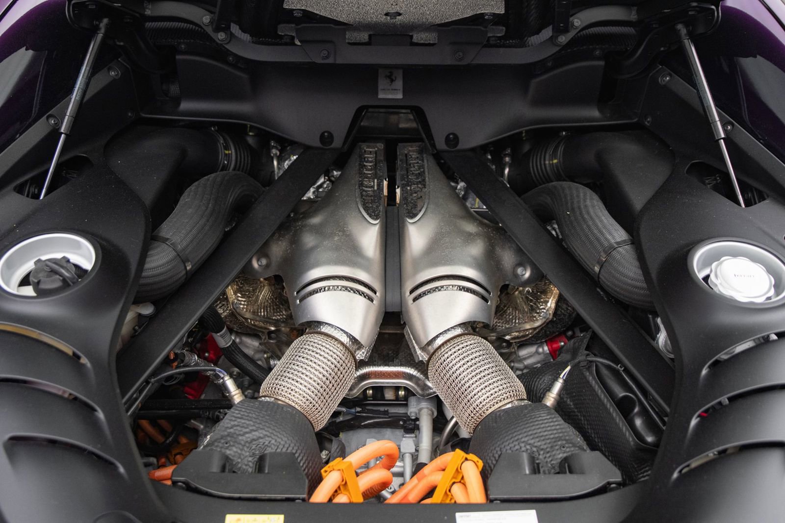 Used 2024 Ferrari 296 GTB RWD image 29
