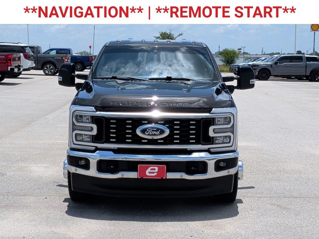 Used 2024 Ford F350 Lariat w/ Lariat Ultimate Package AWD/4WD image 2