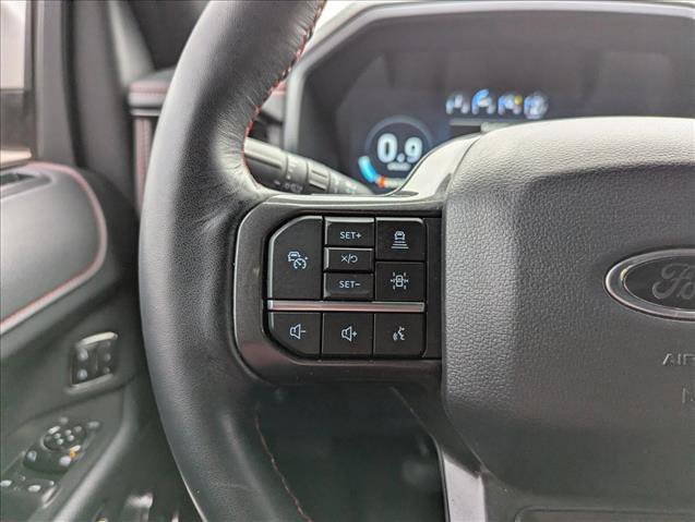 Used 2024 Ford Expedition Limited image 11