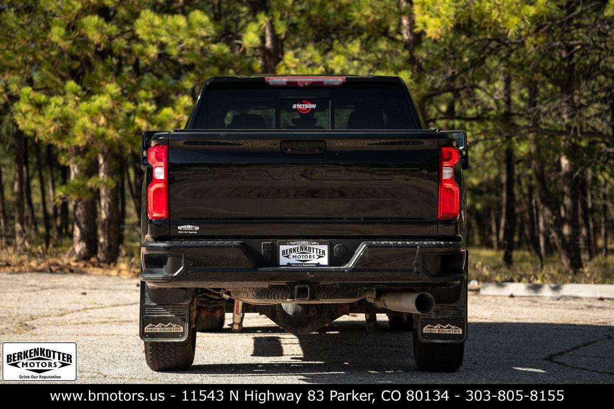 Used 2021 Chevrolet Silverado 3500 High Country w/ Z71 Off-Road Package AWD/4WD image 4