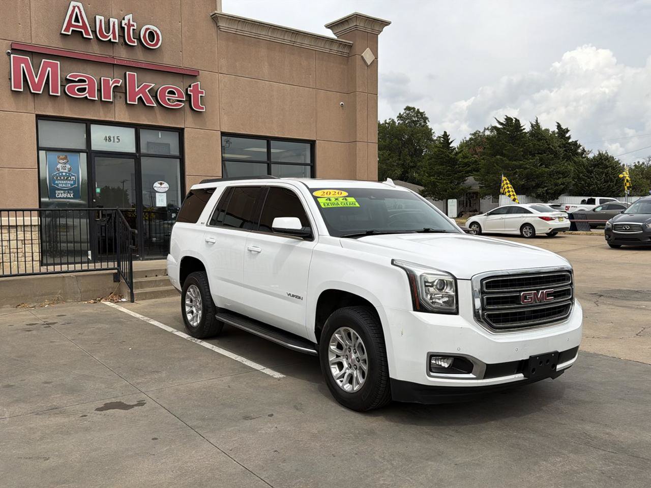 Used 2020 GMC Yukon SLT w/ Open Road Package AWD/4WD image 3