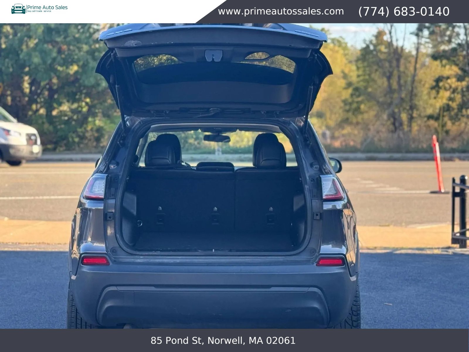 Used 2019 Jeep Cherokee Latitude Plus AWD/4WD image 20