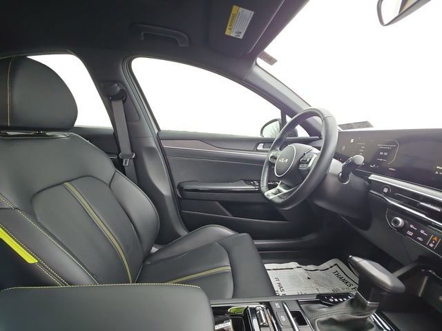 Used 2025 Kia K5 GT w/ GT1 Package image 15