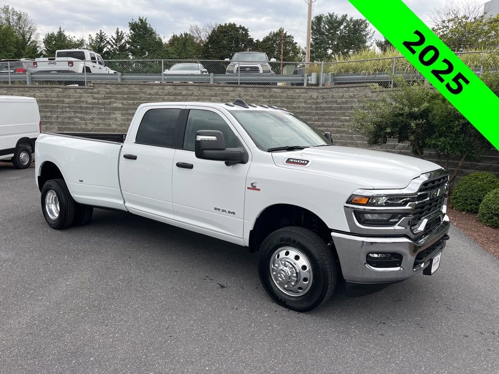 New 2025 RAM 3500 Big Horn