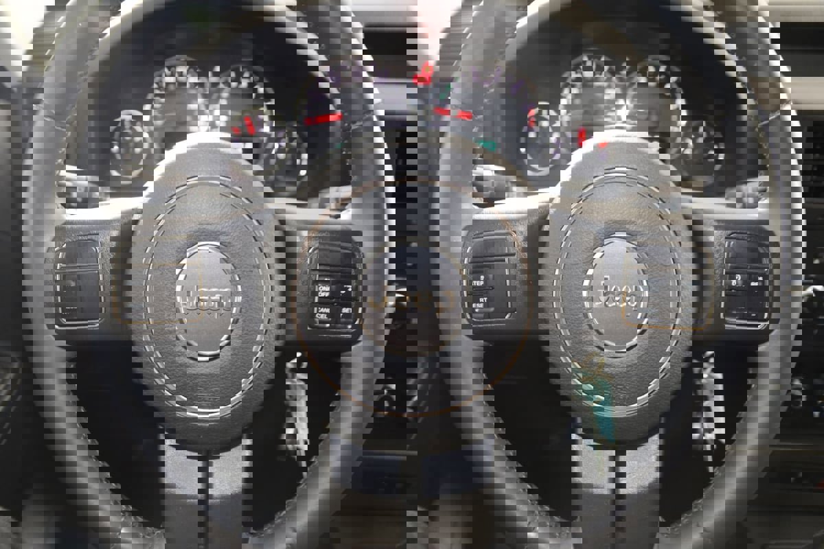 Used 2012 Jeep Liberty Sport w/ Popular Equipment Group image 28