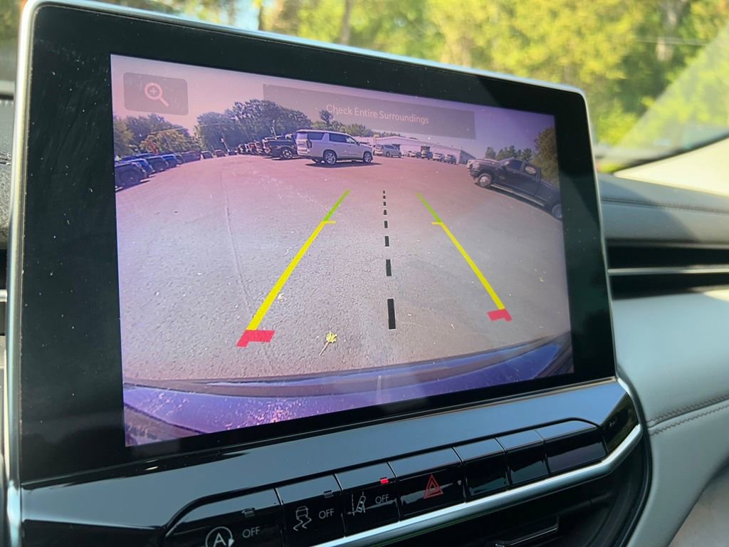 Used 2022 Jeep Compass Limited image 27