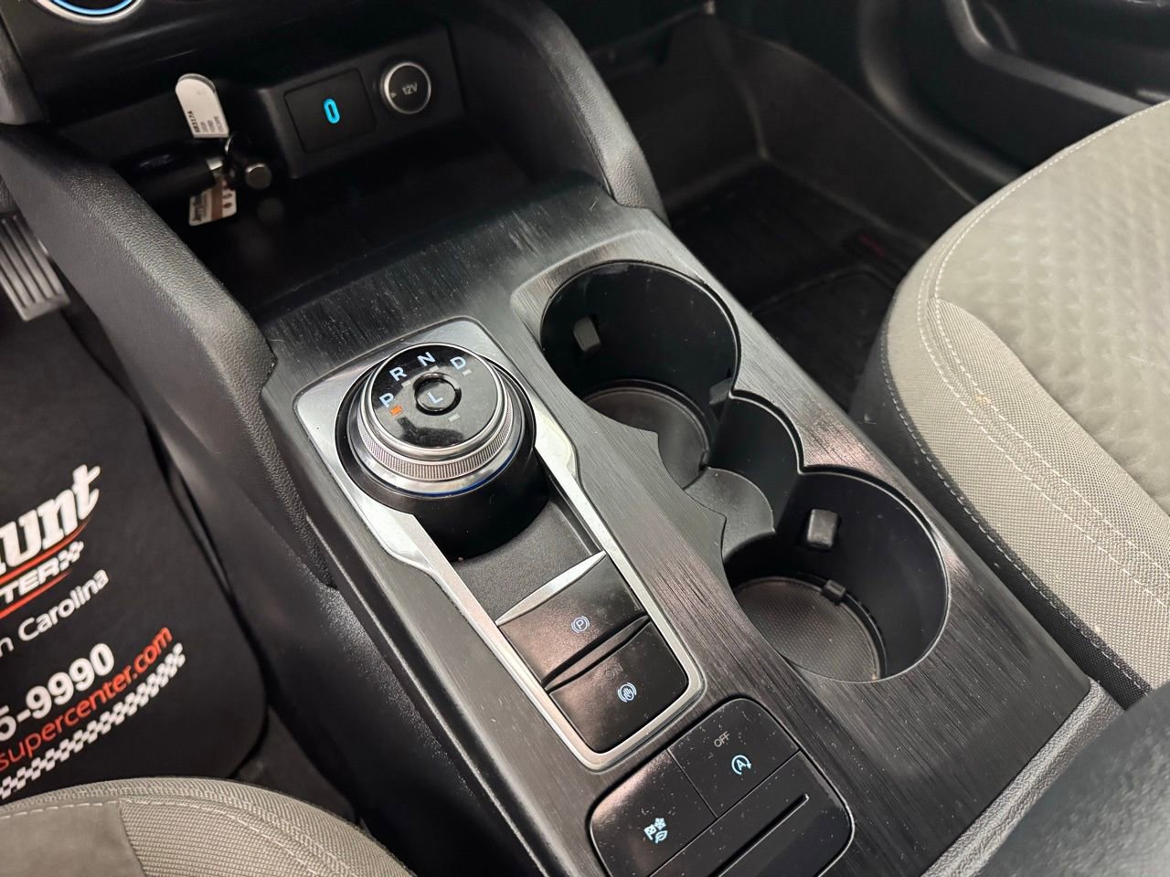 Used 2020 Ford Escape SE AWD/4WD image 25