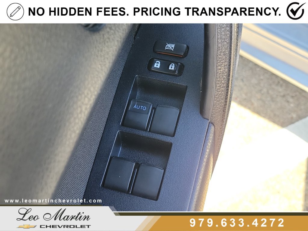 Used 2018 Toyota Corolla LE w/ LE Premium Package w/Moonroof FWD image 18