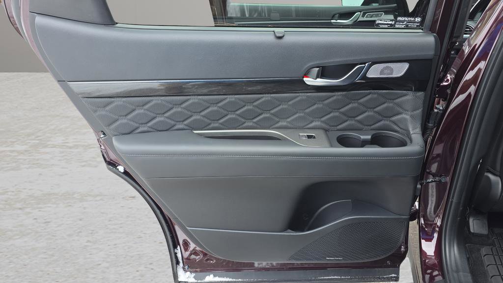 Used 2022 Hyundai Palisade Calligraphy image 13
