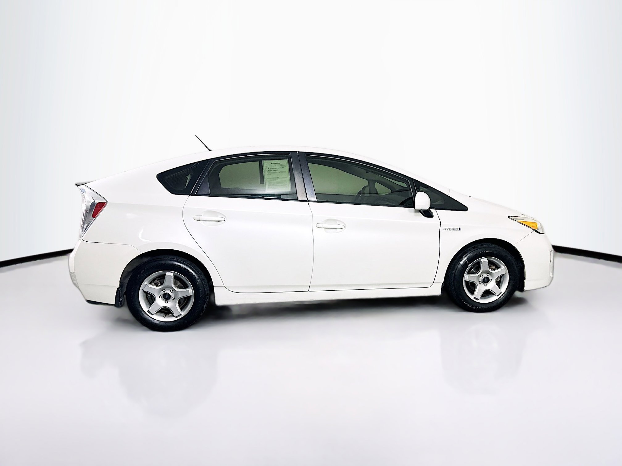 Used 2015 Toyota Prius Two FWD image 10
