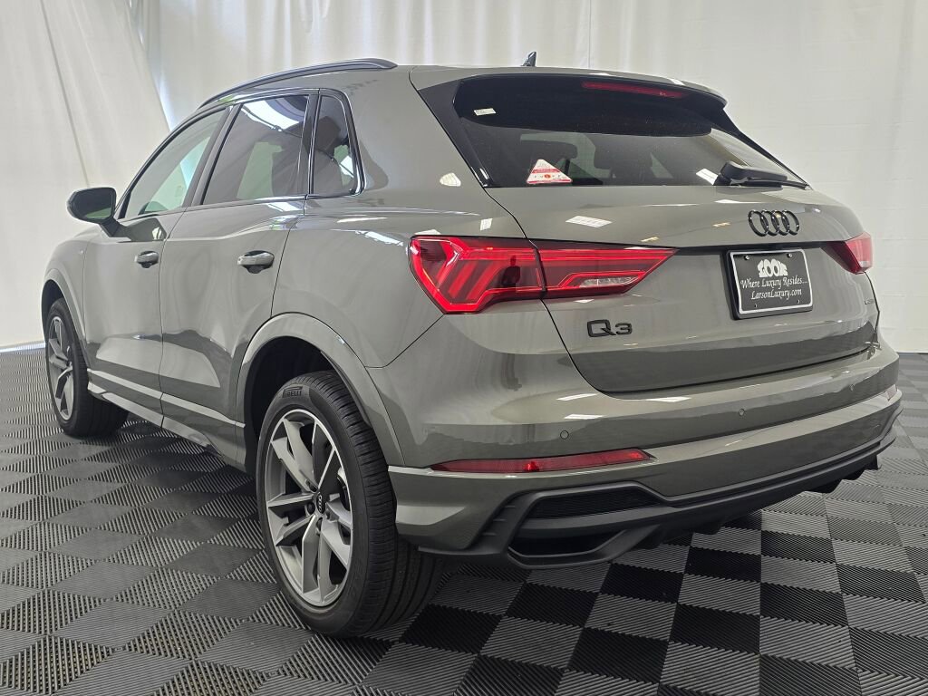 New 2025 Audi Q3 2.0T Premium image 4