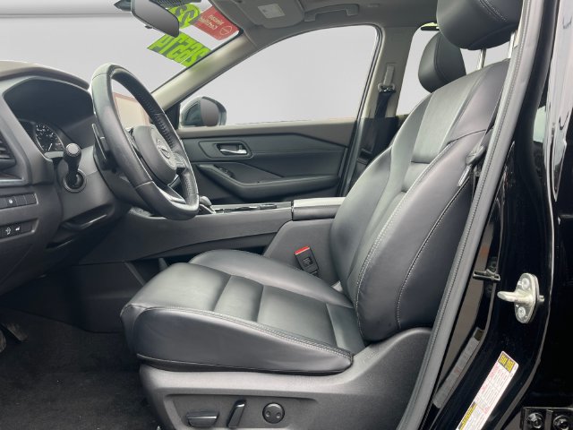 Certified 2023 Nissan Rogue SV w/ SV Premium B Package AWD/4WD image 13