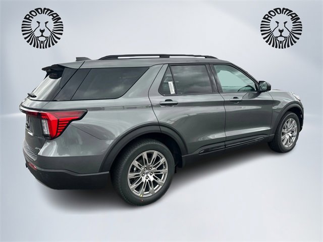 New 2026 Ford Explorer Active w/ Active Comfort Package image 5