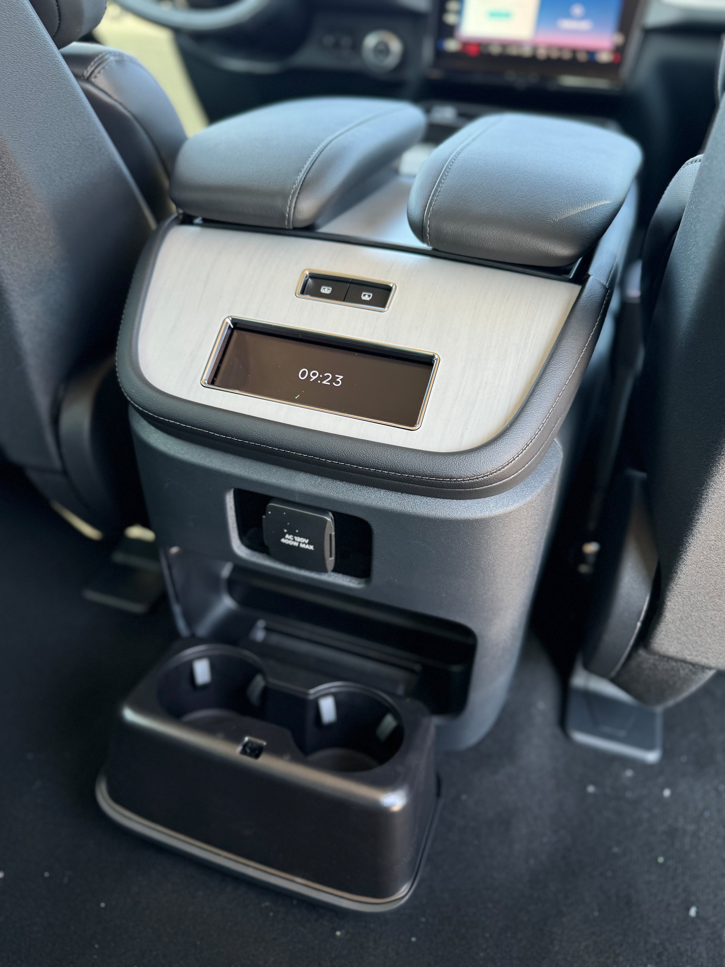 New 2025 Lincoln Navigator L Reserve AWD/4WD image 26