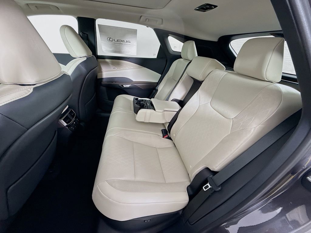New 2025 Lexus RX 350 AWD image 17