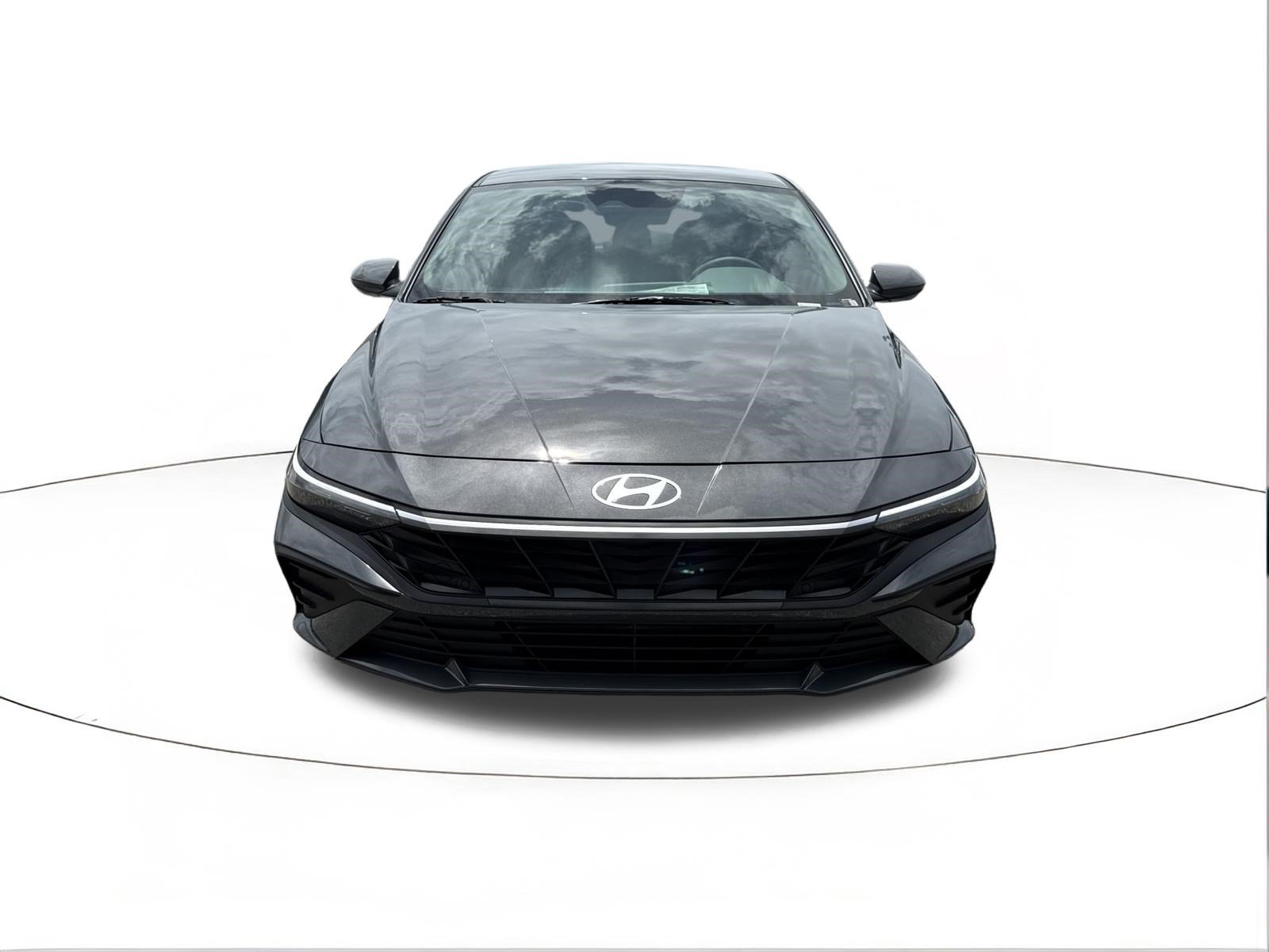 New 2026 Hyundai Elantra SE FWD image 8