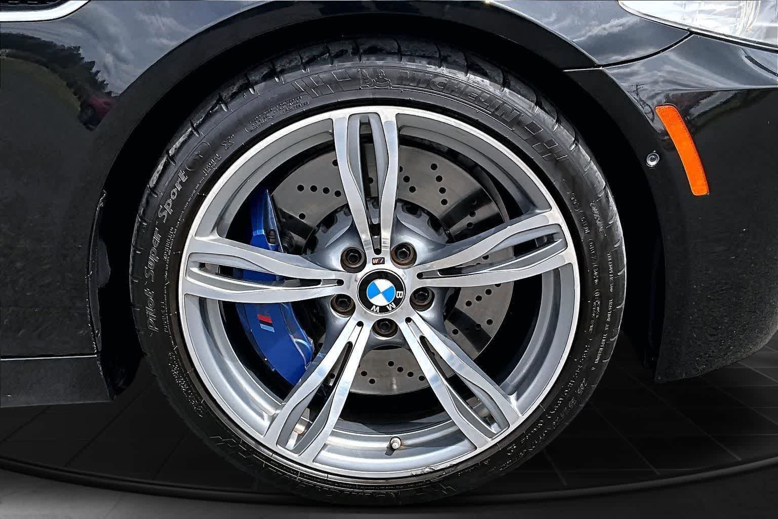 Used 2013 BMW M5 RWD image 34