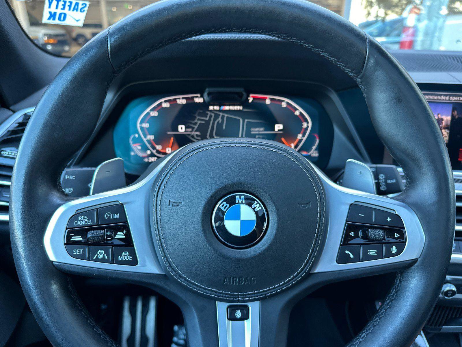 Used 2022 BMW X5 M50i image 23