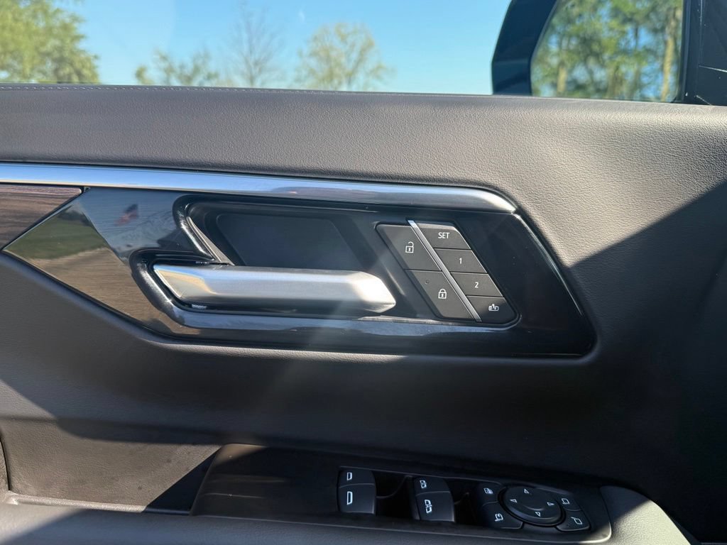 New 2026 Chevrolet Tahoe LT w/ Comfort Package AWD/4WD image 26