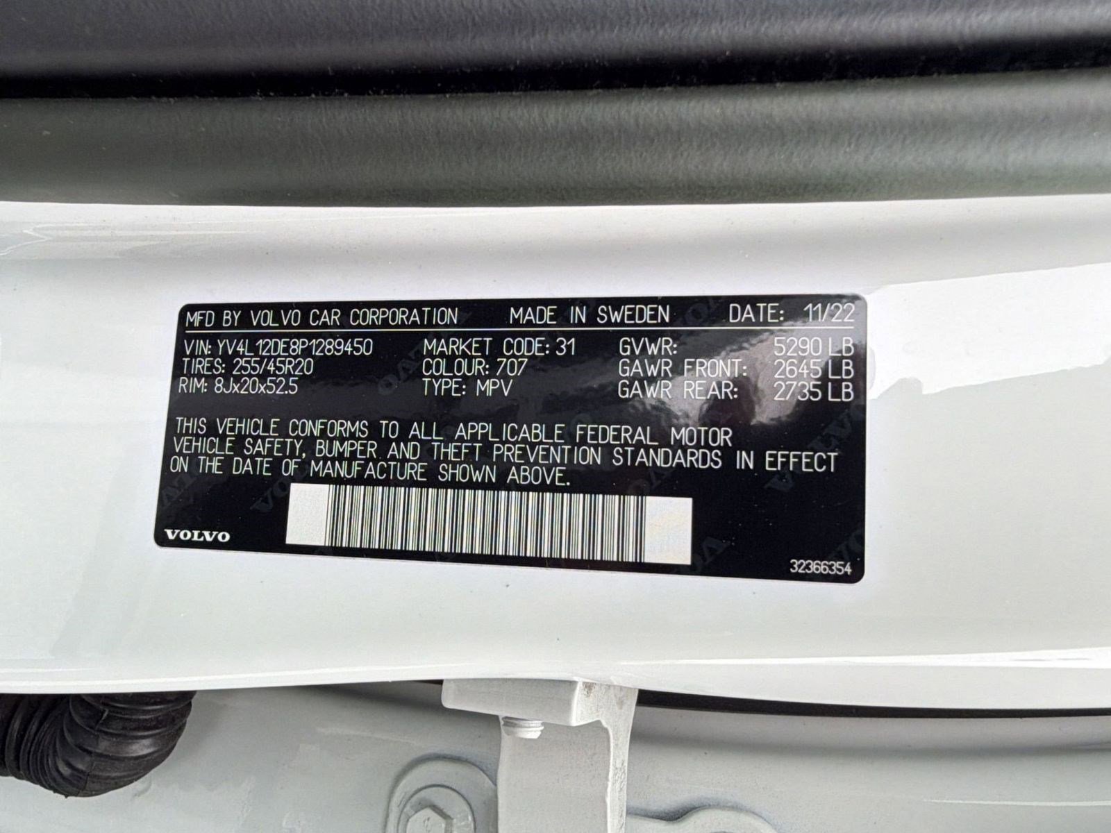 Certified 2023 Volvo XC60 B5 Plus w/ Protection Package Premier FWD image 20