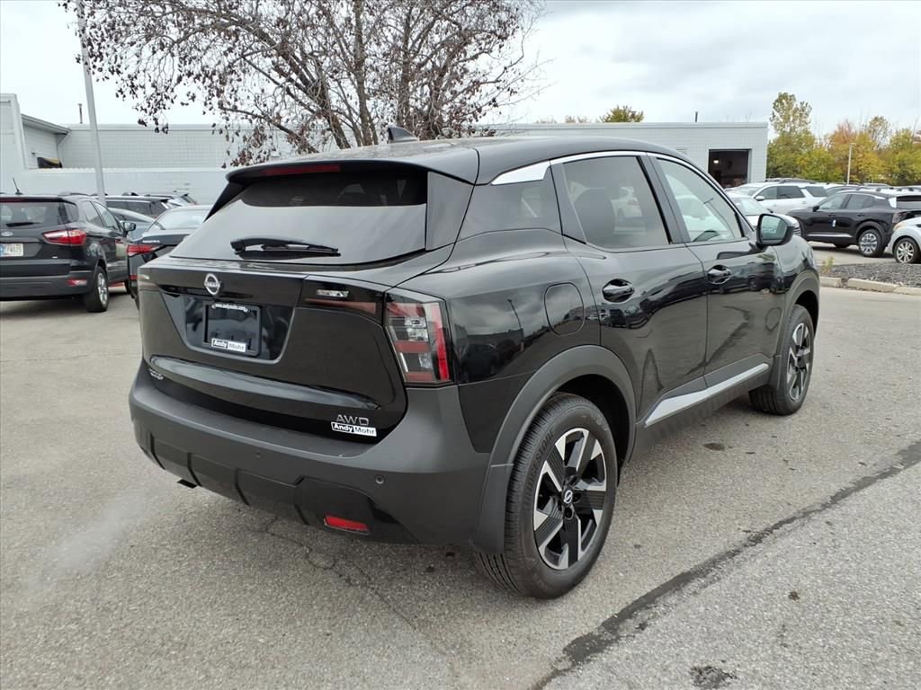 New 2025 Nissan Kicks SV AWD/4WD image 26