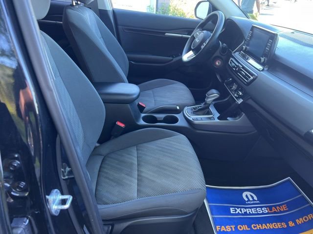 Used 2023 Kia Seltos LX AWD/4WD image 11