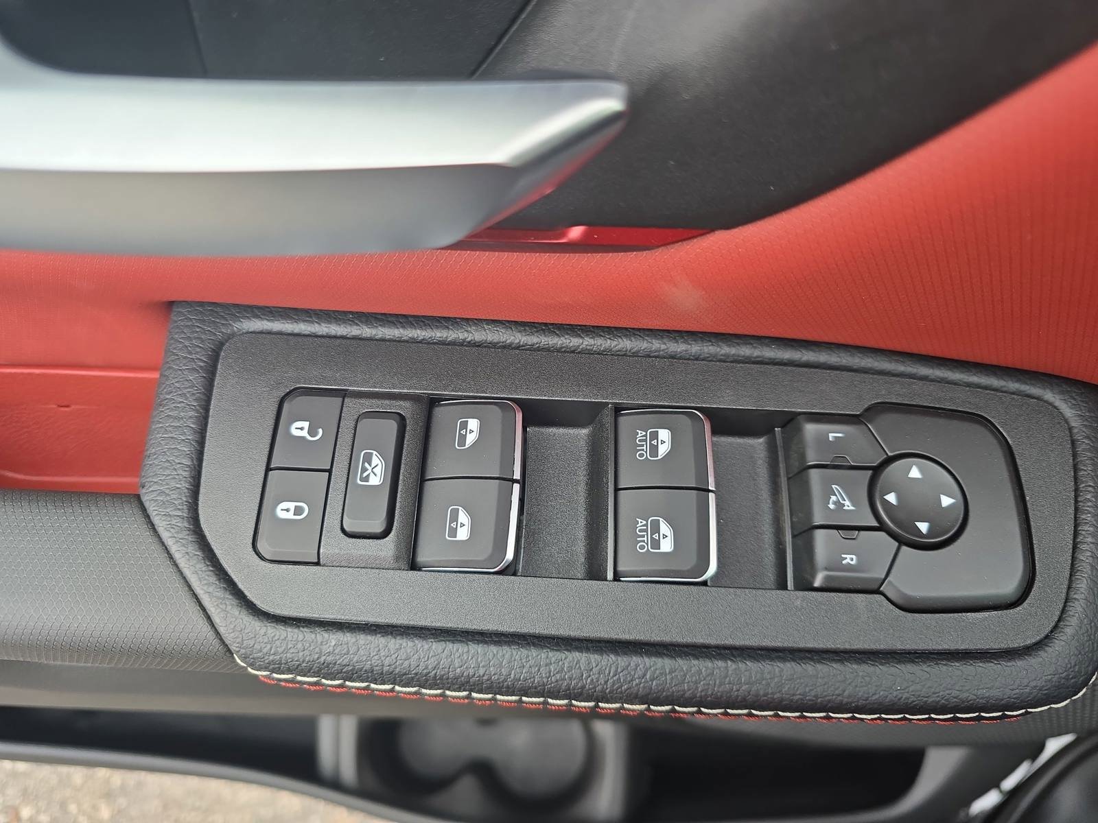 New 2026 RAM 1500 Rebel AWD/4WD image 30