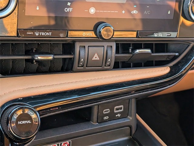 Used 2024 Lexus NX 250 FWD w/ Premium Package image 19