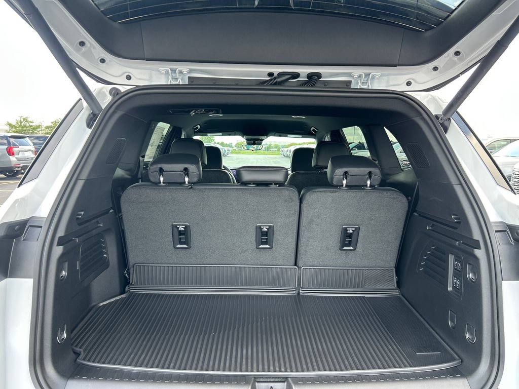 New 2027 Buick Enclave Preferred w/ Power Package FWD image 38