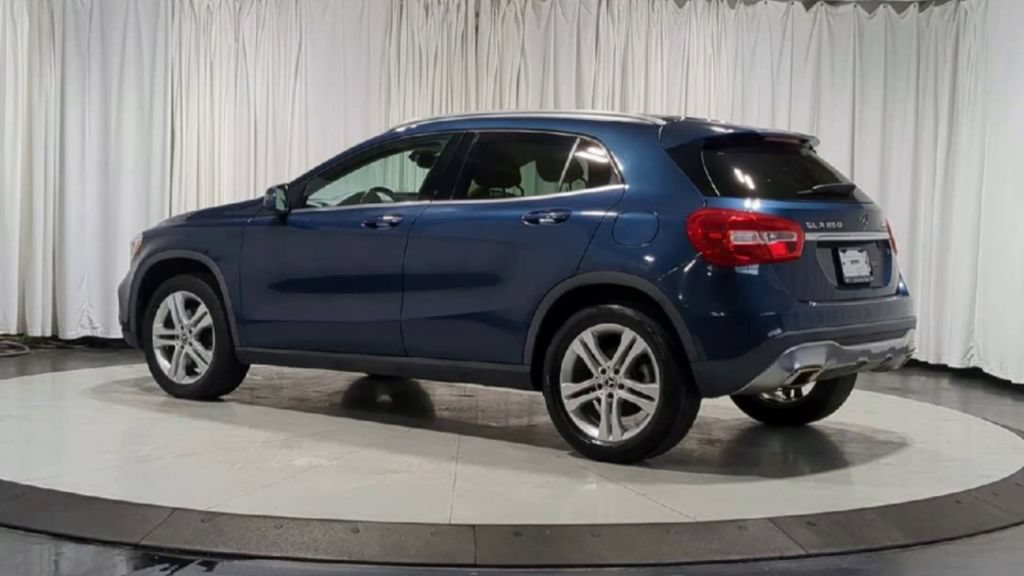 Used 2019 Mercedes-Benz GLA 250 4MATIC image 7