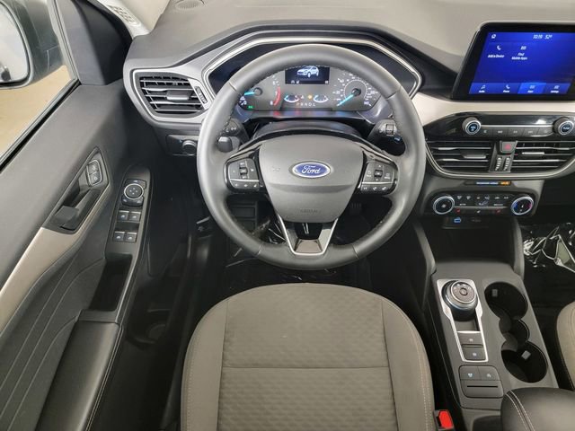 Used 2022 Ford Escape SE w/ Cold Weather Package FWD image 25
