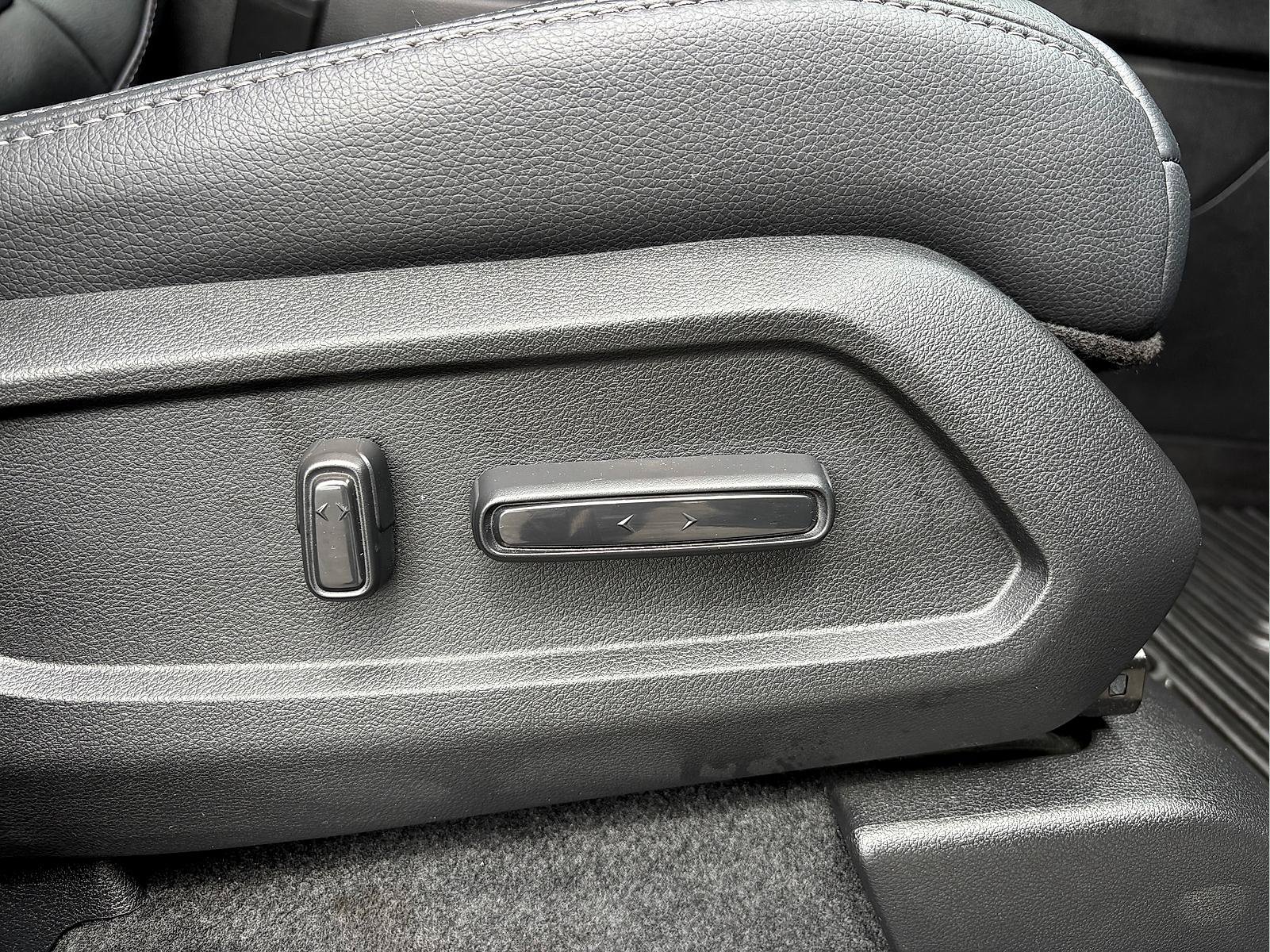 Certified 2025 Honda Pilot Touring image 41