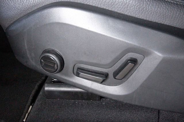 Certified 2025 Volvo XC60 B5 Plus image 14