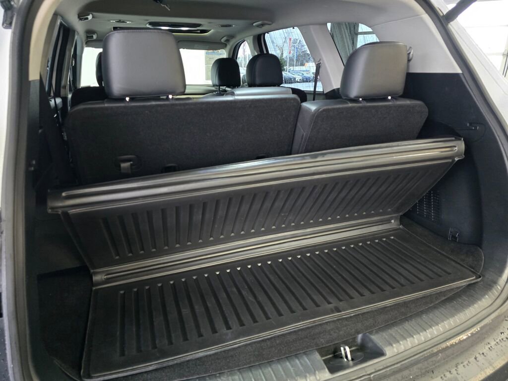Used 2022 Kia Telluride EX w/ EX Premium Package image 16